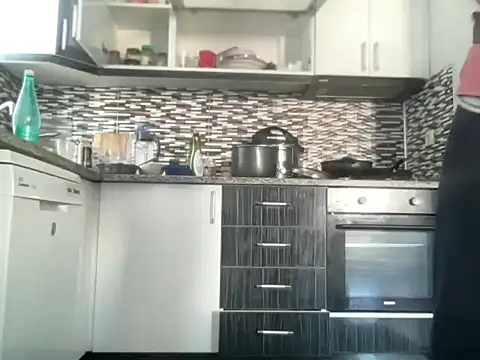 Snapshot of ALPHANDRE chatting on 11/04/25, 06:23 ALPHANDRE online show from 11/04/25, 06:23