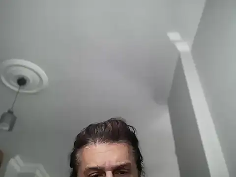 Snapshot of ALPHANDRE chatting on 11/25/25, 08:03 ALPHANDRE online show from 11/25/25, 08:03