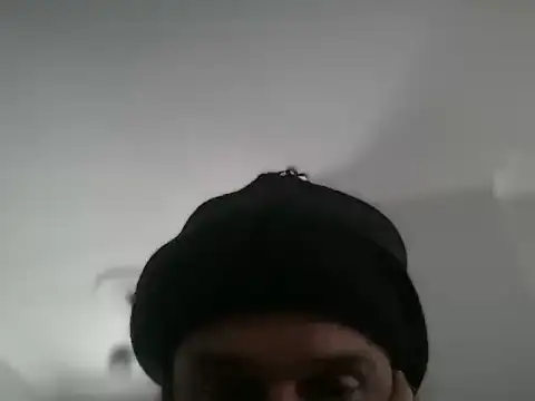 Snapshot of ALPHANDRE chatting on 12/05/25, 07:06 ALPHANDRE online show from 12/05/25, 07:06