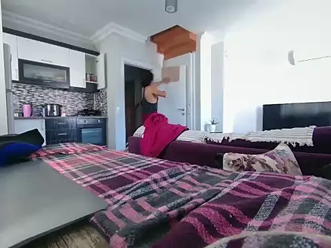 Snapshot of ALPHANDRE chatting on 12/14/25, 09:25 ALPHANDRE online show from 12/14/25, 09:25