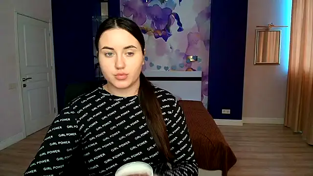 Roxie Bradley online show from 01/31/25, 10:52