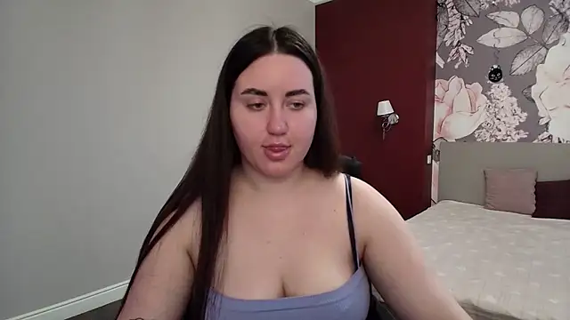 Roxie Bradley online show from 03/23/26, 06:39