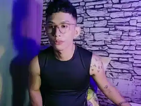 xlovercum online show from 04/02/26, 03:31