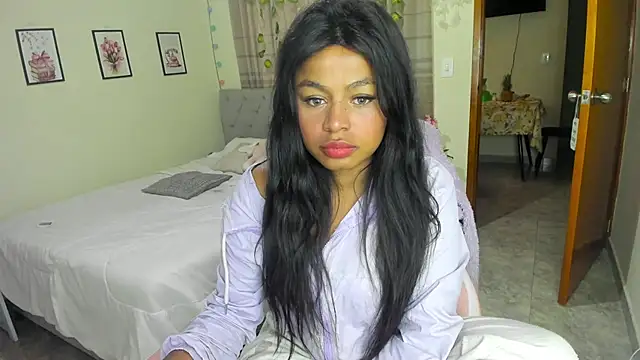 charlott7 online show from 09/08/25, 10:09