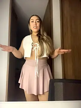 Im sophiie online show from 04/09/26, 06:52