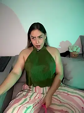 Im sophiie online show from 07/19/26, 07:23