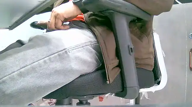 Snapshot of kavipanty chatting on 01/16/25, 10:42 kavipanty online show from 01/16/25, 10:42