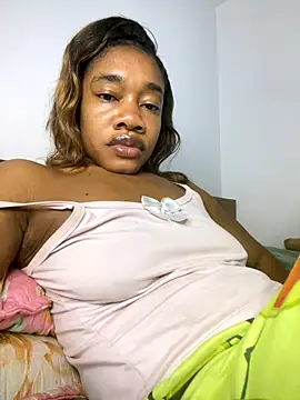  yisela  online show from 10/30/25, 12:34