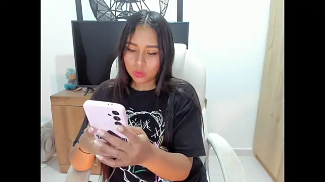 Ciara8 online show from 06/22/26, 11:57