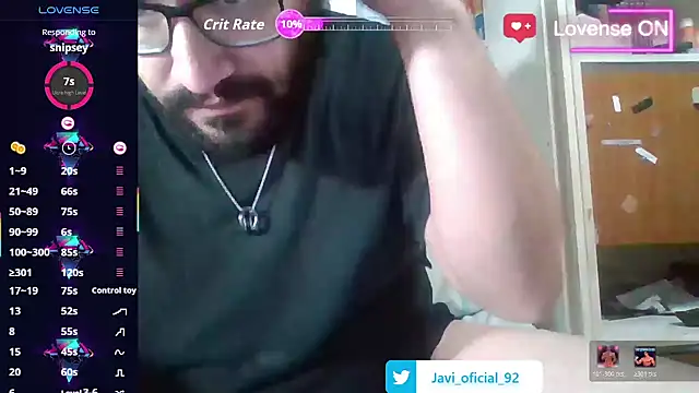 Snapshot of Javi_92 chatting on 12/14/25, 08:24 Javi 92 online show from 12/14/25, 08:24