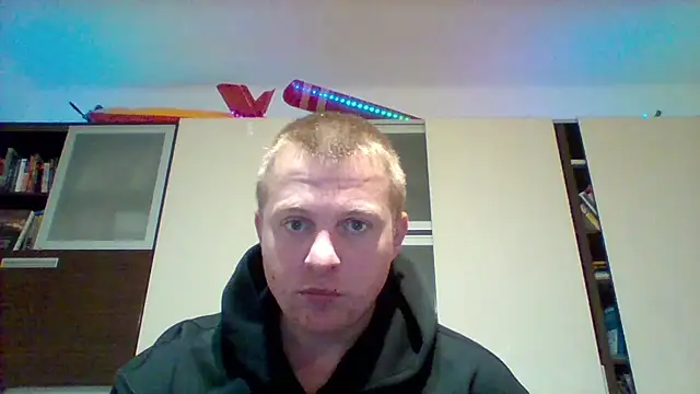 Matttthees online show from 10/22/25, 06:29