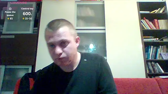 Matttthees online show from 11/26/25, 09:49