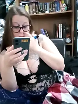 edgexchaos online show from 11/30/25, 01:20