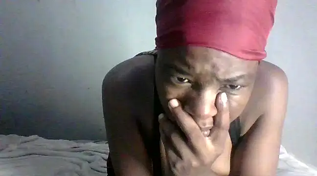 Snapshot of BeejayLoverxx chatting on 02/05/25, 03:23 BeejayLoverxx online show from 02/05/25, 03:23