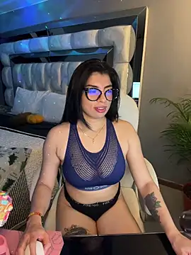Miaparkerss  online show from 03/19/25, 12:59