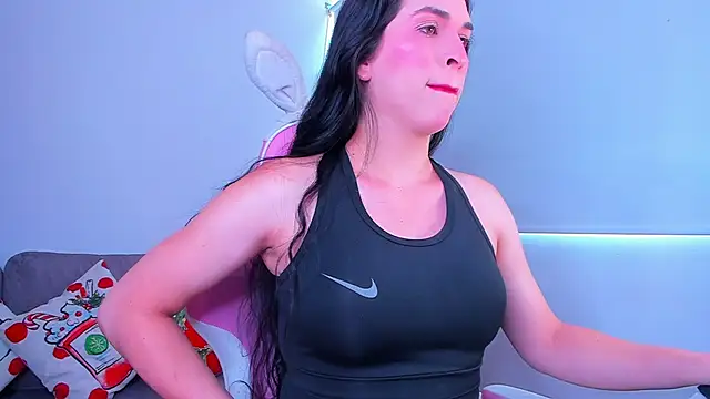 Ariana f online show from 10/31/25, 06:53