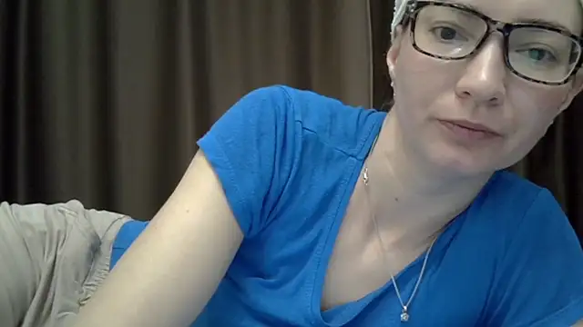 Snapshot of Ashleyspice chatting on 12/17/24, 06:45 Ashleyspice online show from 12/17/24, 06:45