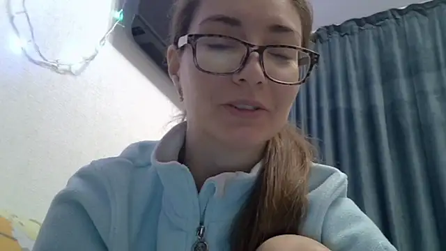 Snapshot of Ashleyspice chatting on 12/25/24, 06:20 Ashleyspice online show from 12/25/24, 06:20