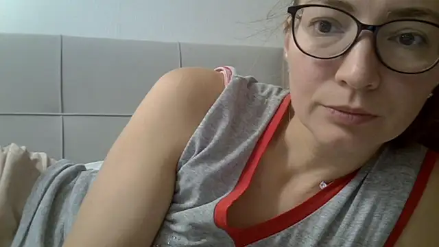 Snapshot of Ashleyspice chatting on 09/29/25, 05:01 Ashleyspice online show from 09/29/25, 05:01