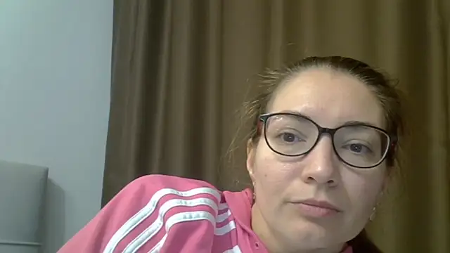 Snapshot of Ashleyspice chatting on 11/12/25, 05:30 Ashleyspice online show from 11/12/25, 05:30