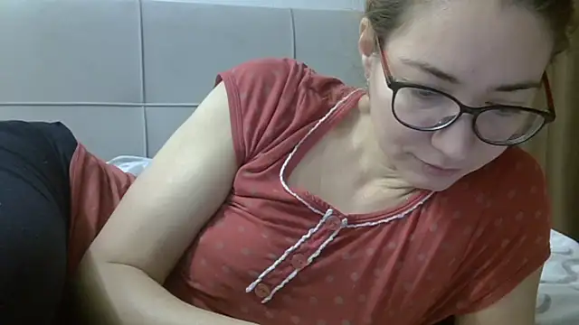 Snapshot of Ashleyspice chatting on 11/27/25, 06:04 Ashleyspice online show from 11/27/25, 06:04