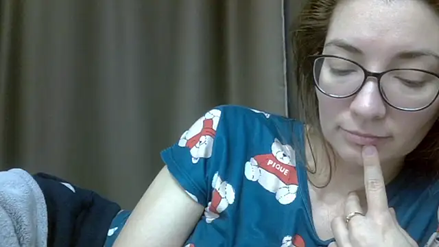 Snapshot of Ashleyspice chatting on 02/03/26, 06:40 Ashleyspice online show from 02/03/26, 06:40