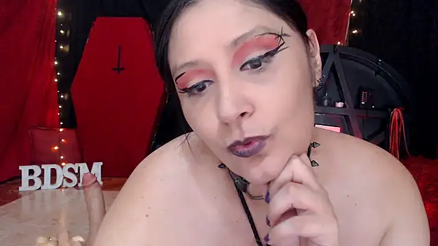 MonetKitty online show from 05/19/26, 07:31