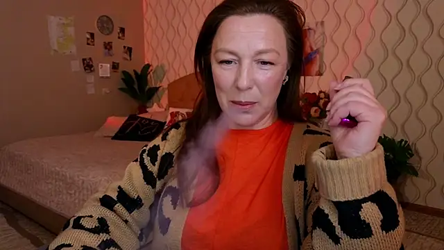 Snapshot of vanessawis_ chatting on 03/21/25, 01:13 vanessawis online show from 03/21/25, 01:13