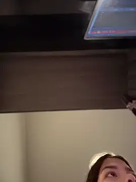 JanyLunaa online show from 02/16/26, 06:48