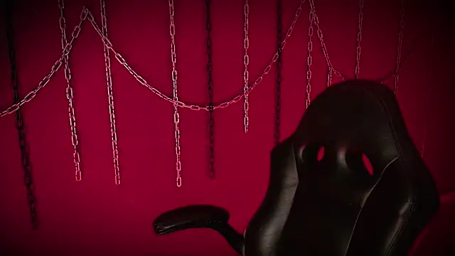 Snapshot of Laura_takint chatting on 03/04/25, 04:09 Laura takint online show from 03/04/25, 04:09