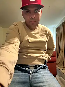 marhi32 online show from 11/22/25, 08:41