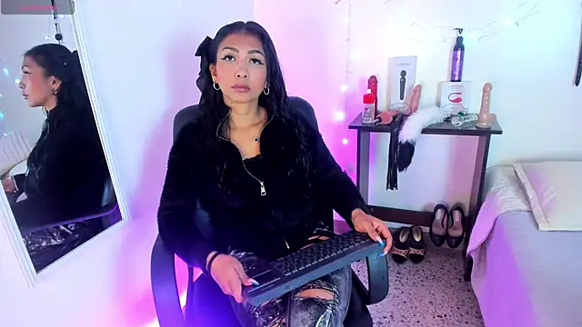 Tracy lambo online show from 10/13/25, 01:22