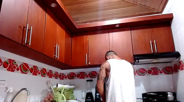 Snapshot of SimonRoberth chatting on 01/10/25, 03:16 SimonRoberth online show from 01/10/25, 03:16