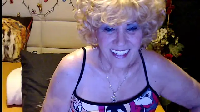 HappyWomanOn online show from 02/04/26, 07:09