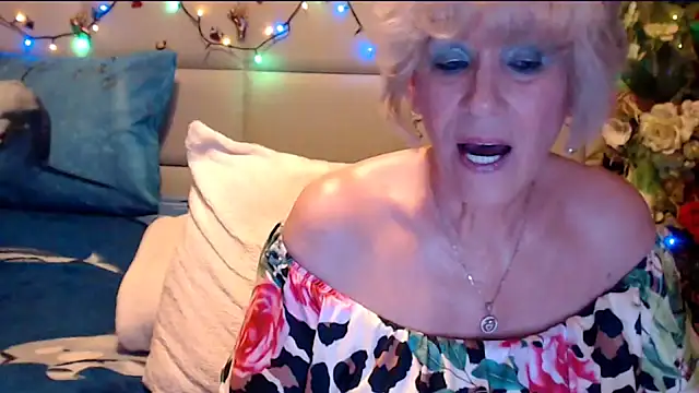 HappyWomanOn online show from 03/03/26, 09:37