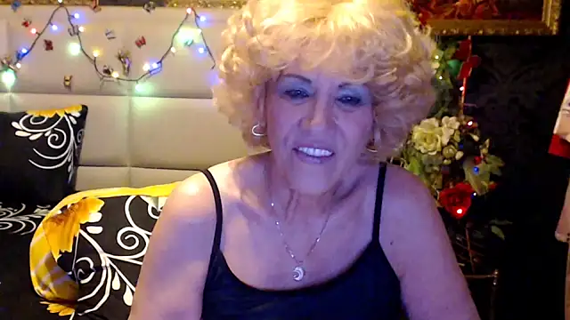 HappyWomanOn online show from 04/11/26, 09:13