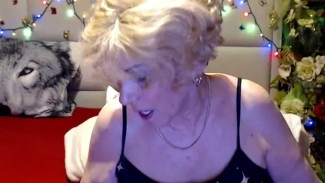 HappyWomanOn online show from 05/27/26, 09:17