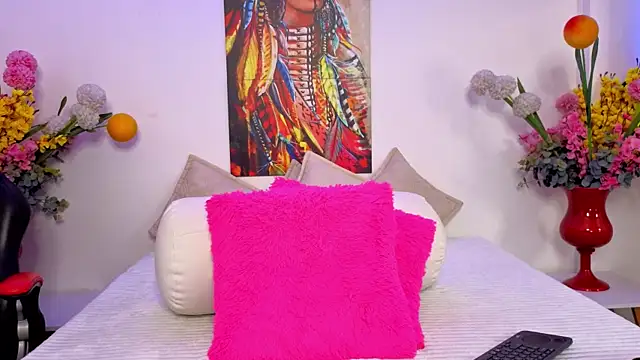 Marianaa Lopezz online show from 11/17/25, 12:55