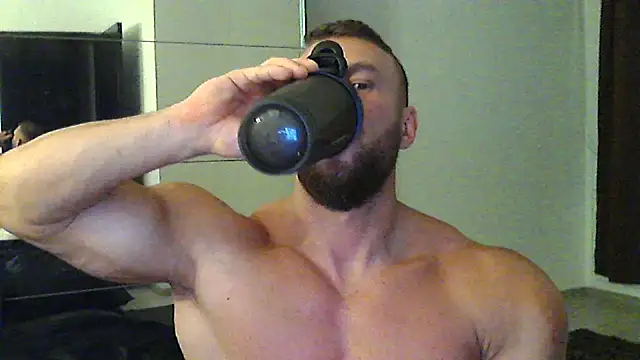 muscularkevin online show from 09/18/25, 03:30