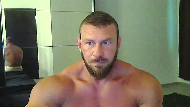 Snapshot of muscularkevin chatting on 06/28/26, 03:45 muscularkevin online show from 06/28/26, 03:45