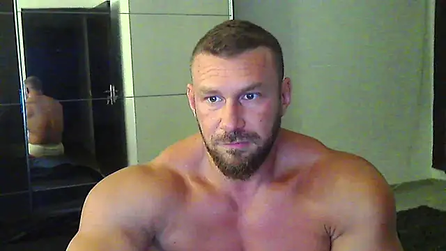 Snapshot of muscularkevin chatting on 07/04/26, 06:14 muscularkevin online show from 07/04/26, 06:14