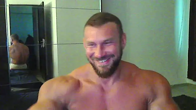 Snapshot of muscularkevin chatting on 07/07/26, 01:15 muscularkevin online show from 07/07/26, 01:15