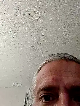 Snapshot of begood4daddy2day chatting on 09/11/25, 07:08 begood4daddy2day online show from 09/11/25, 07:08