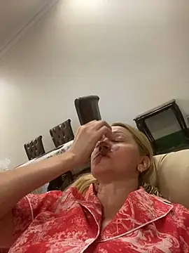 Amazoniiaa online show from 09/22/25, 05:04