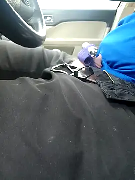 Hotredheadandtoungelasher online show from 02/11/26, 01:16