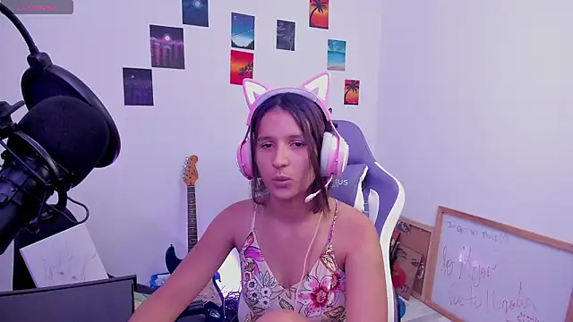 Snapshot of Cositarica_ chatting on 02/03/26, 03:06 Cositarica online show from 02/03/26, 03:06