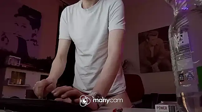 der dino30 online show from 03/21/25, 07:02