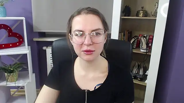 Snapshot of Zoey_Erotic chatting on 01/14/25, 05:40 Zoey Erotic online show from 01/14/25, 05:40