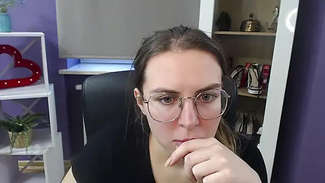 Snapshot of Zoey_Erotic chatting on 01/14/25, 08:52 Zoey Erotic online show from 01/14/25, 08:52