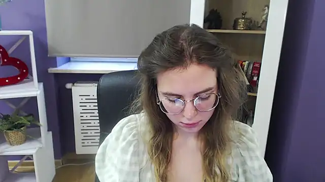 Snapshot of Zoey_Erotic chatting on 01/17/25, 09:28 Zoey Erotic online show from 01/17/25, 09:28